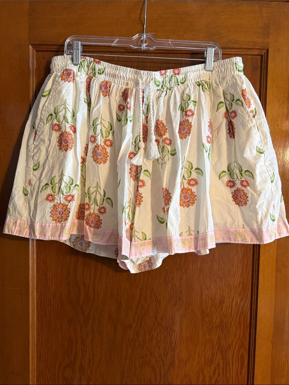 Old Navy White Floral Pull-On Shorts with Pink Trim